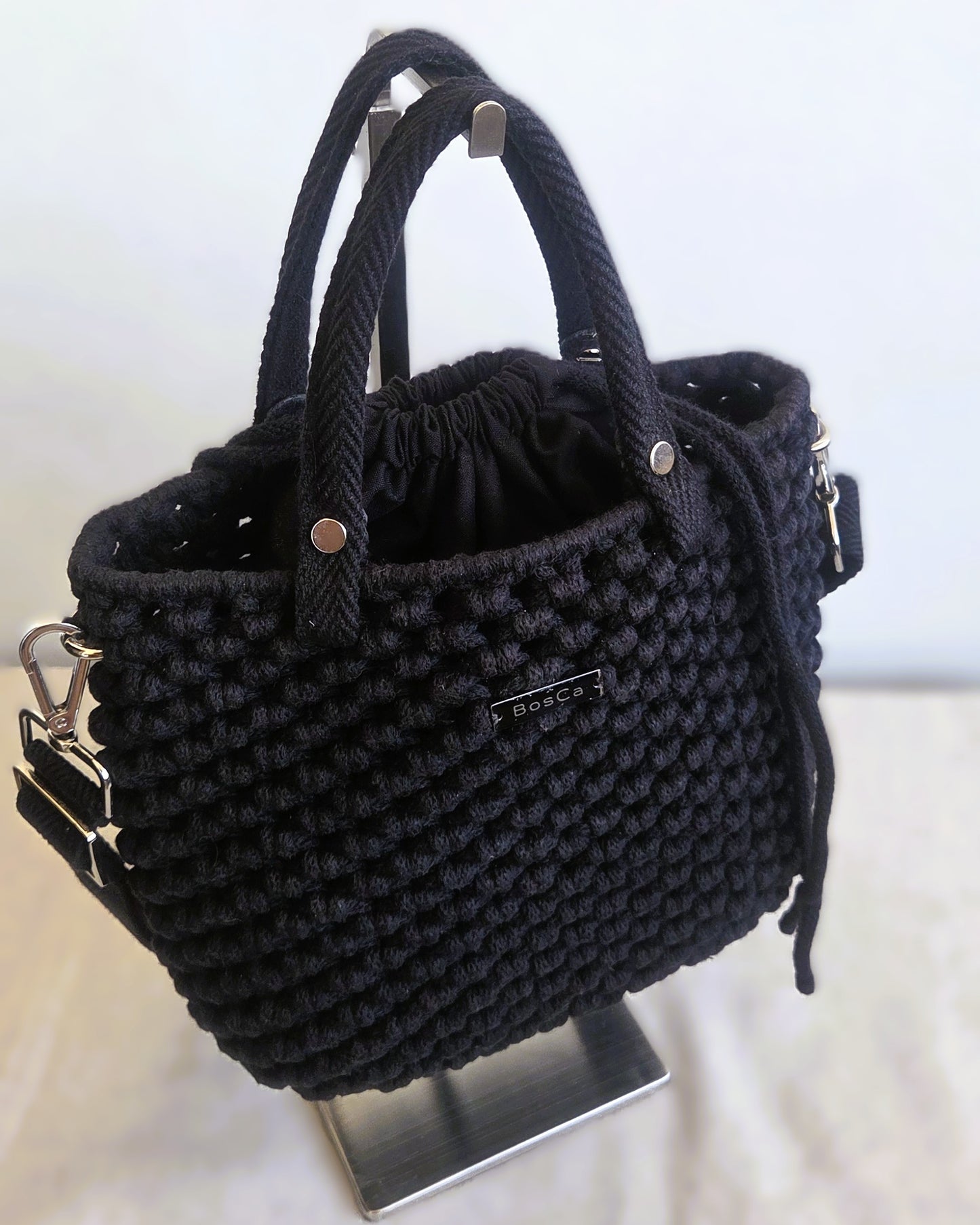 ZOA Negro